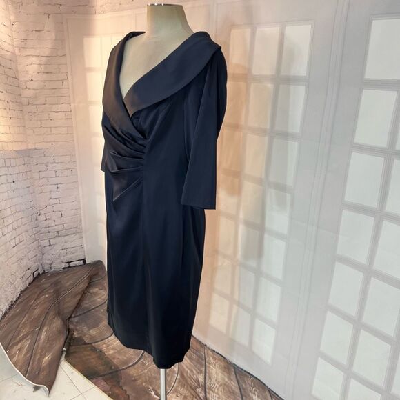 Kay Unger Navy Blue Satin Pleated 3/4 Sleeves Evening Dress Size 16 - Picture 4 of 11